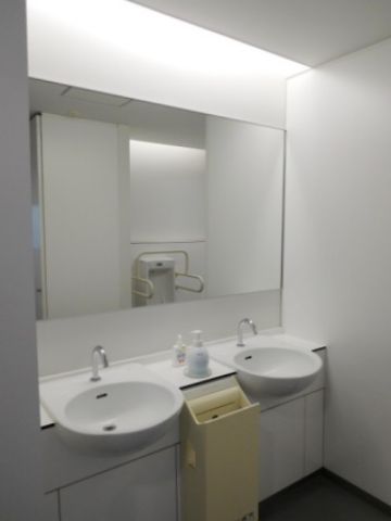 各階、トイレ洗面