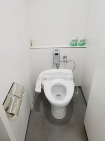 各階、シャワートイレ