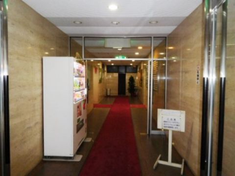 エントランス内