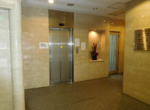 エントランス内