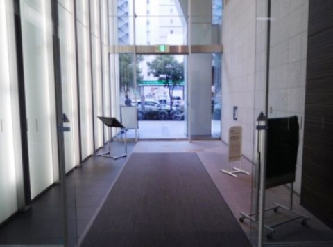 エントランス内②