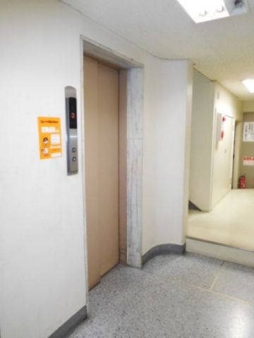 1階、EVホール