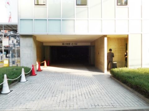 駐輪場、出入口