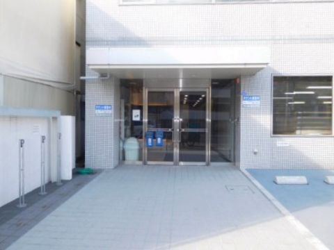 1F玄関