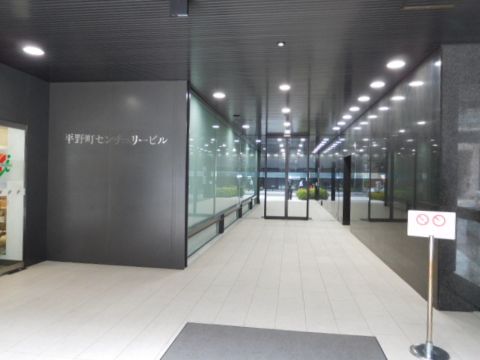 エントランス内