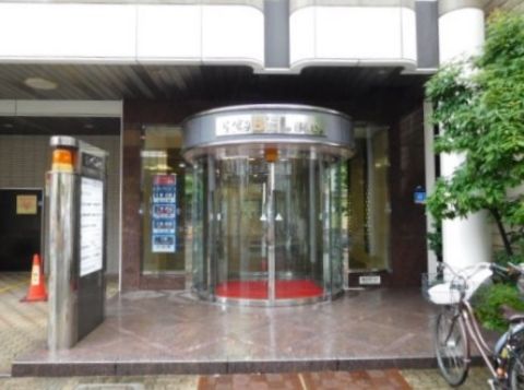 1F玄関