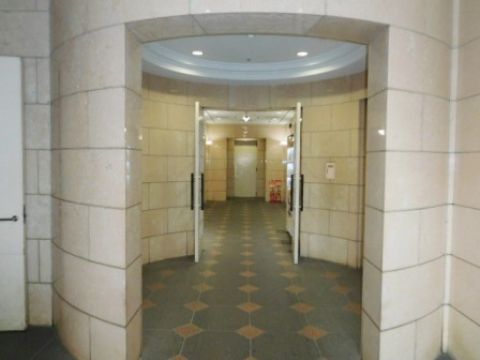 エントランス内②