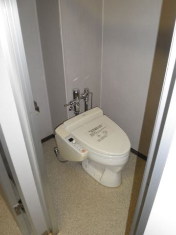 各階、シャワートイレ