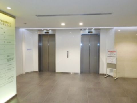 南側EV、2基