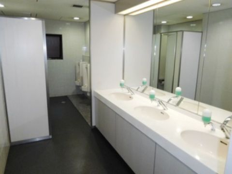 各階、トイレ、洗面