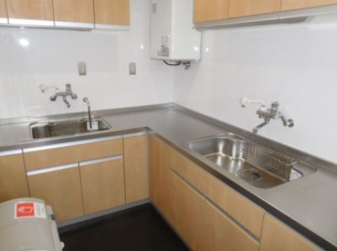 各階、大型給湯