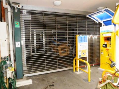 玄関シャッター