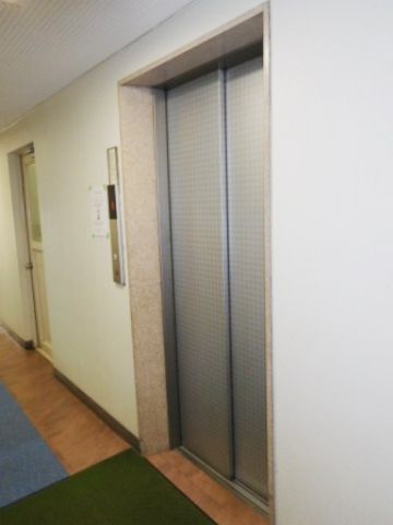 東側EV