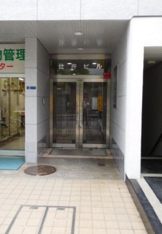 1F玄関