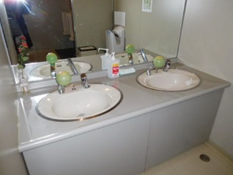 各階、トイレ洗面