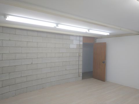 貸室
