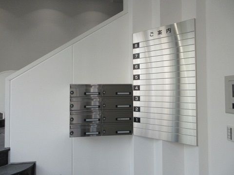 エントランス内