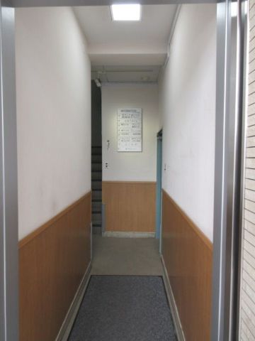 エントランス内