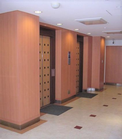 エントランス内