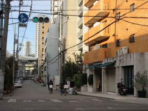 店舗、西側道路