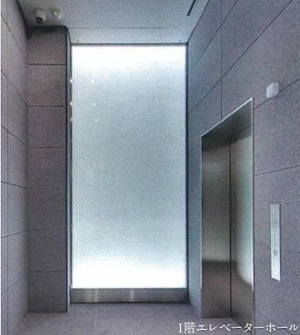 1階、EVホール