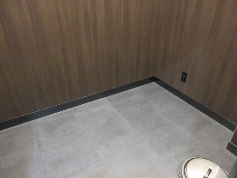 各階、喫煙スペース ②