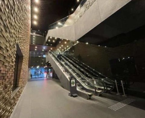 エントランス内 ③