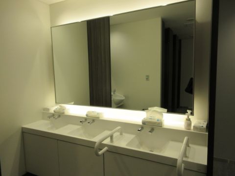 各階、トイレ洗面