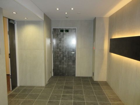 各階、EVホール(ドア前)