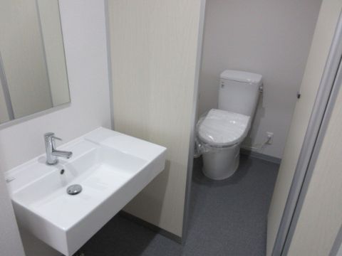 各階、トイレ ②