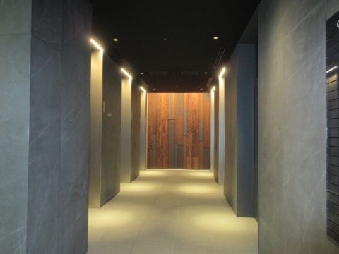 エントランス内