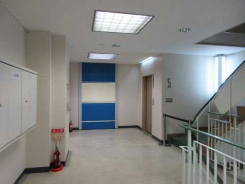 基準階、共用廊下