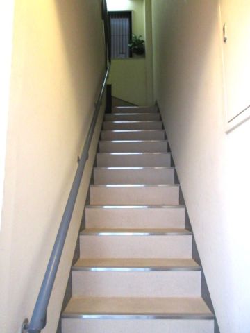 １階～の階段