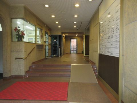 エントランス内
