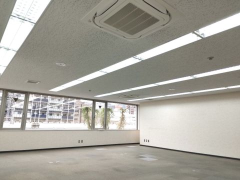 室内(原状回復前)