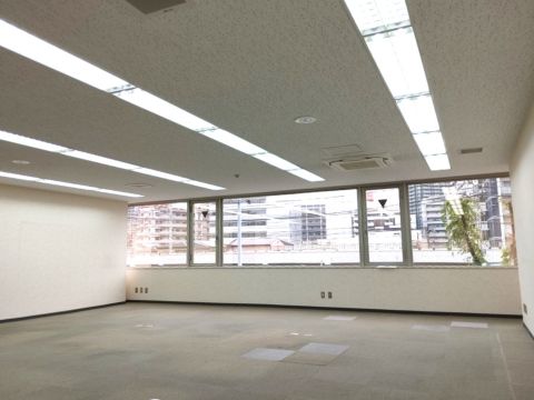 室内(原状回復前)