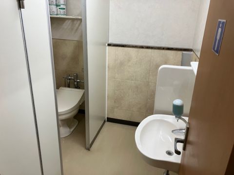 男性用トイレ