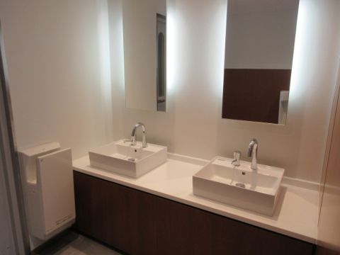 各階、トイレ洗面