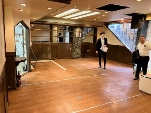 店舗、室内