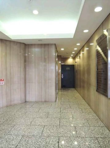 エントランス内