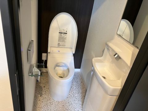 各階、トイレ 男女別