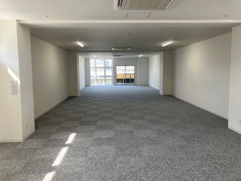 7階~11階、室内 ①