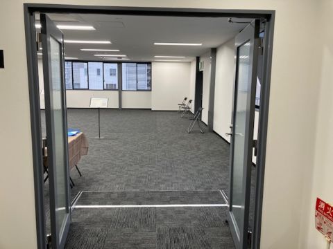 7階、室内出井口