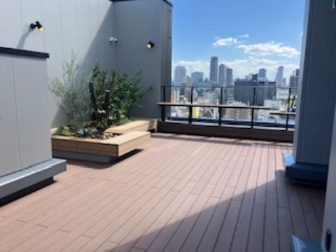 屋上デッキ