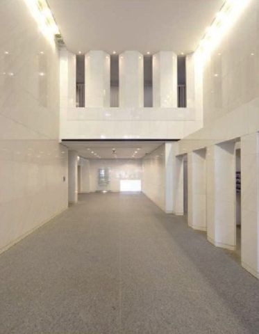 エントランス内