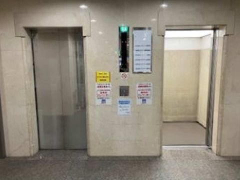 1階、EVホール