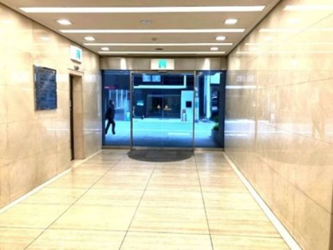 エントランス内