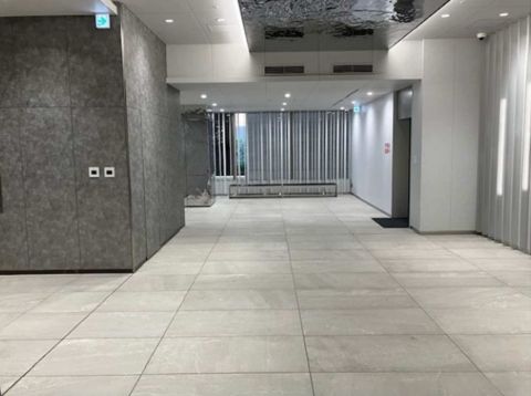エントランス内 ③