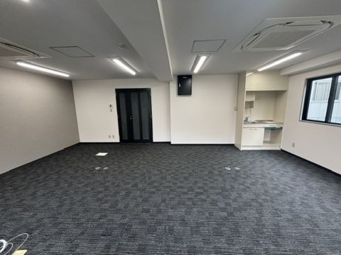 室内 ③