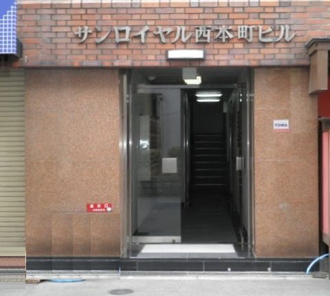1階、玄関